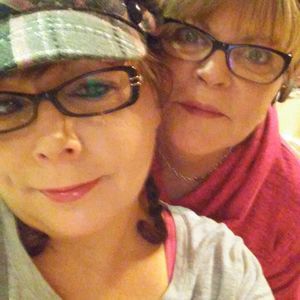 Meet your Posher, Sandy